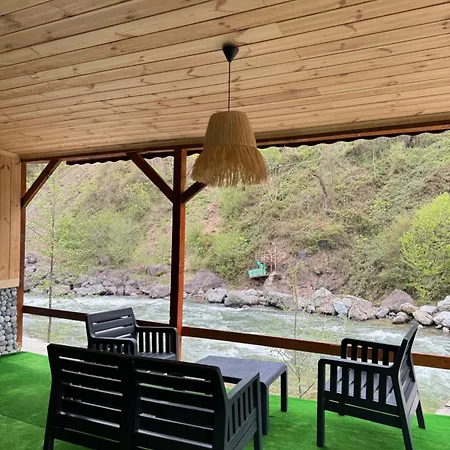 Karadeniz בקתה ריזה